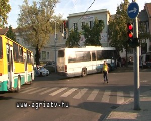 0831busz_eger_v