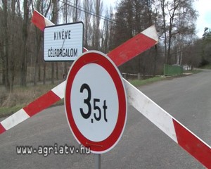 0411utszakadas_v