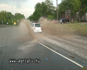 0526Eger_ut_v
