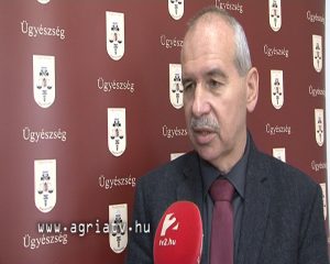 160520gyerek_gyongyos_ugyeszseg.00_06_06_15.Still001